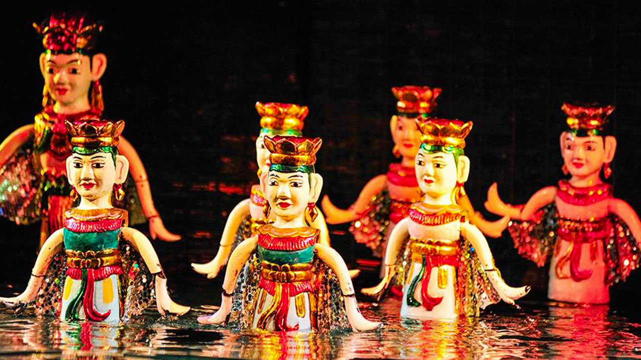 Thang Long Water Puppet show